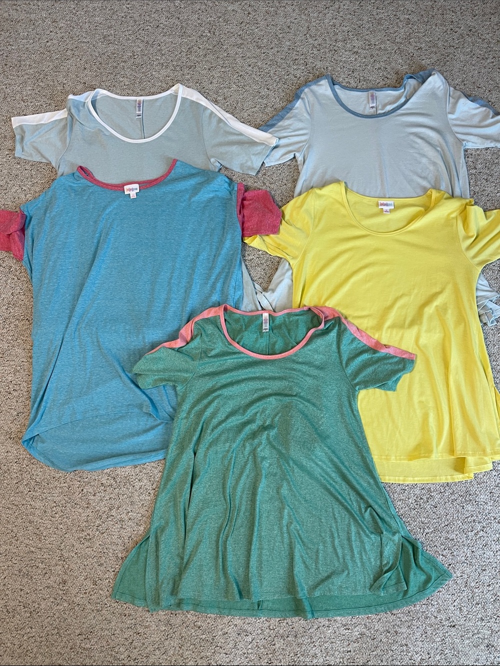 LuLaRoe Women’s Solid Tee Lot of 5